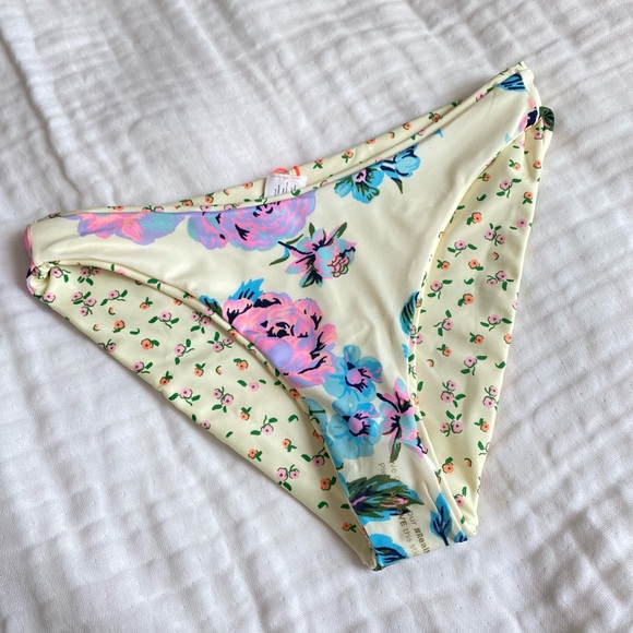 Maaji Reversible Floral Classic Bikini BOTTOM - Picture 2 of 14